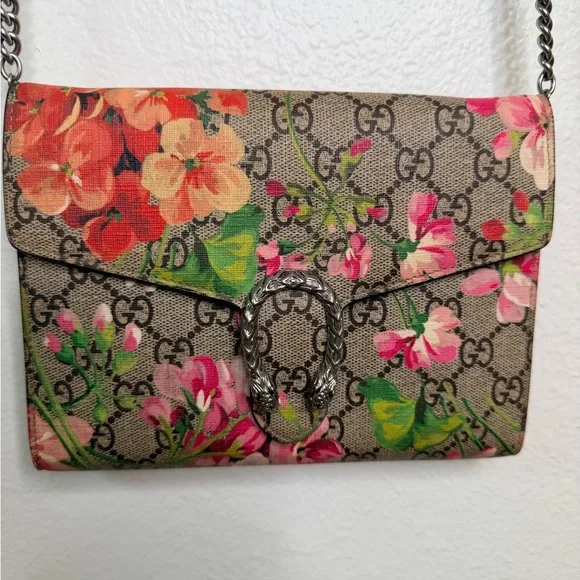 GUCCI GG Supreme Dionysus Small Floral Crossbody Bag - Picture 3 of 10